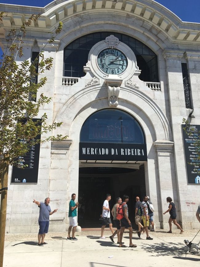 リベイラ市場にやってきました。市場LOVE!!!