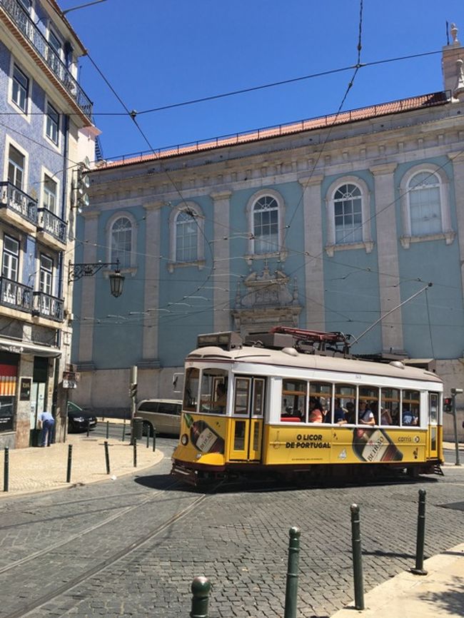 カモンイス広場周辺。