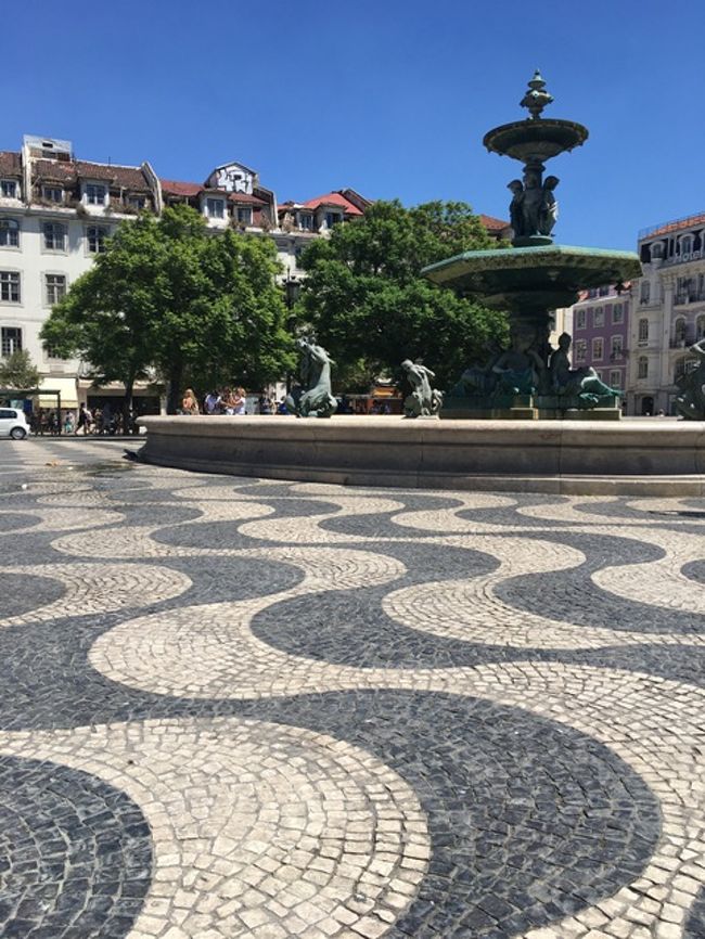 石がこんな風に敷き詰められている。地道な作業だったのでしょうね。