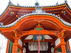 南円堂（重要文化財）
813年、藤原冬嗣が父の冥福を祈って建てた八角円堂です。