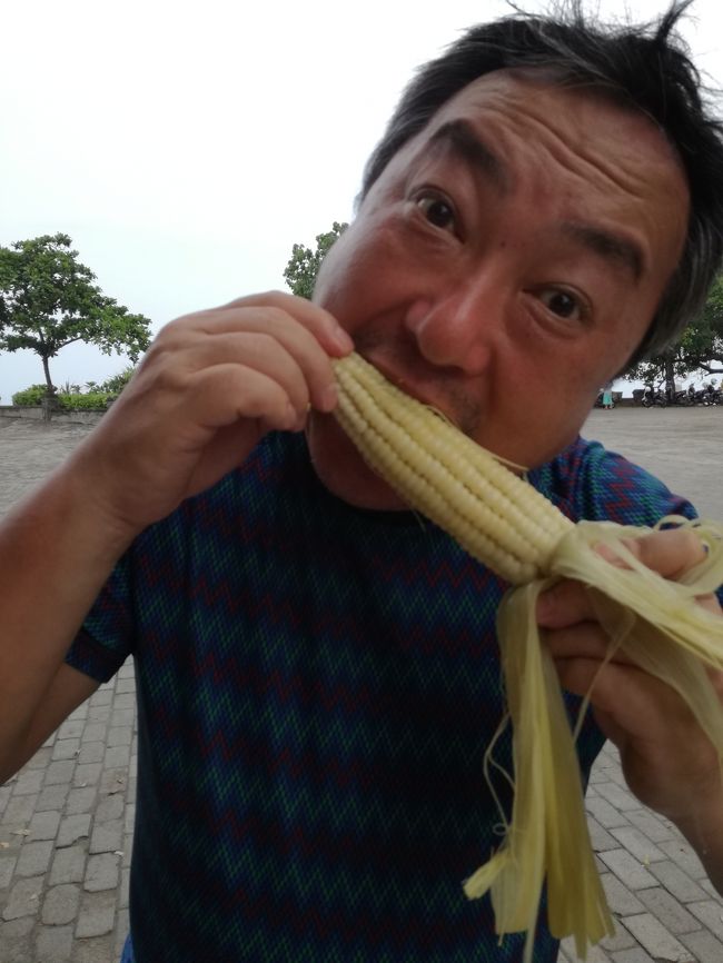 クタン（白いトウモロコシでもちもちしてます）も<br />4000Rpです。<br />