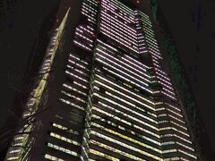 横浜-12　みなとみらい21オフィス全館点灯「TOWERS Milight」/31　　　　　3