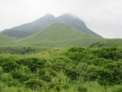 別府から湯布院までのバスは由布岳を越えます