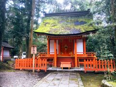 更に進むとまた末社の春宮神社。