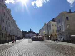 再びラエコヤ広場に戻ってきました。
結構広いです。