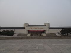 「中国人民抗日戦争記念館」