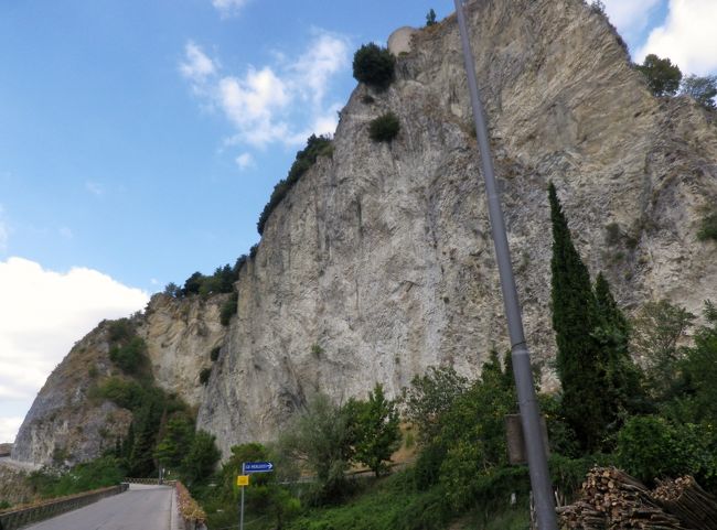 イタリアの最も美しい村 サン レーオ 1 サン レーオ城 エミリア ロマーニャ州 イタリア の旅行記 ブログ By Kawakoさん フォートラベル