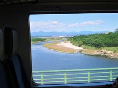 ・立川駅～日野駅間

本日２度目の多摩川（画像は上流方向）を渡ります。
遠くに見えるのは奥秩父山地でしょうか～