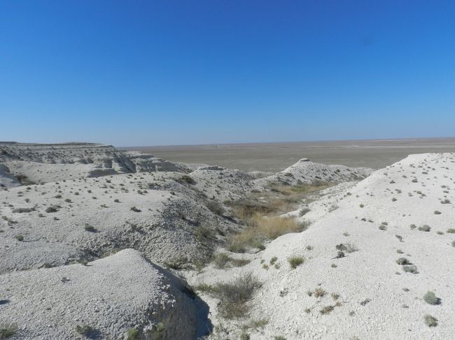 アッケルゲシェン台地　Аккергешен плато　Akkergeshen台地<br />に着きました。