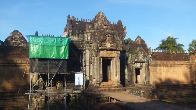 まだまだ修復が続いているよう。