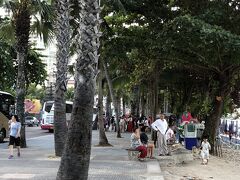 今日もパタヤは朝から通常運転。