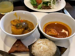 朝食です。
朝カレー！
美味しいです。