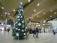 　４日目。モスクワまで飛行機で移動です。

　搭乗時間までかなり時間があったので、辺りをぶらぶら。