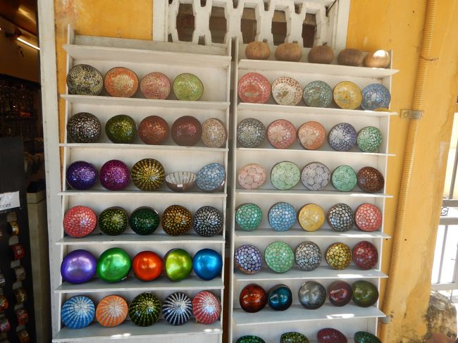 ここでお土産にココナッツのボウルを3個買いました。1個60000vndで最初少し高いかなと思ったので、他の店でも見てから購入しました。ここのお店の品質が良かったです