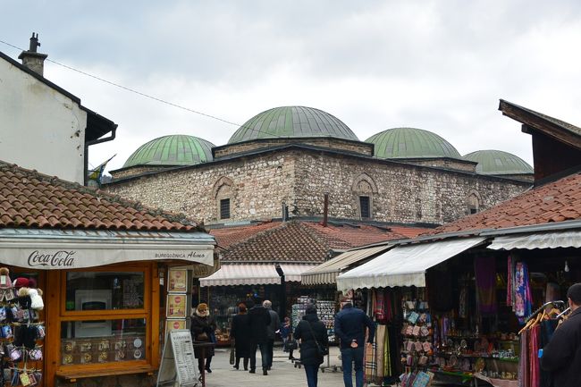 バシュチャルシヤの中心部にあるBrusa Bezistan（ブルサ・ベジスタン）