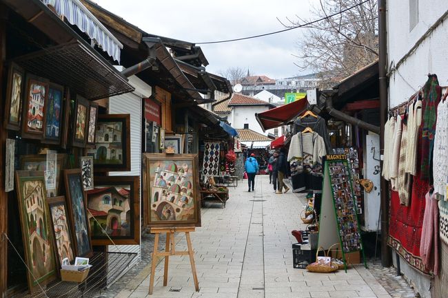 旧市街をぶらぶら。<br /><br />時々ポストカードを買うギャラリー。