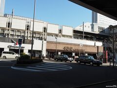 ＪＲ秋葉原駅

昔は電気の街、秋葉原。
今では、アニメの聖地（おじさんには無縁の世界ですが）。
AKB48 CAFE & SHOPもあります。

