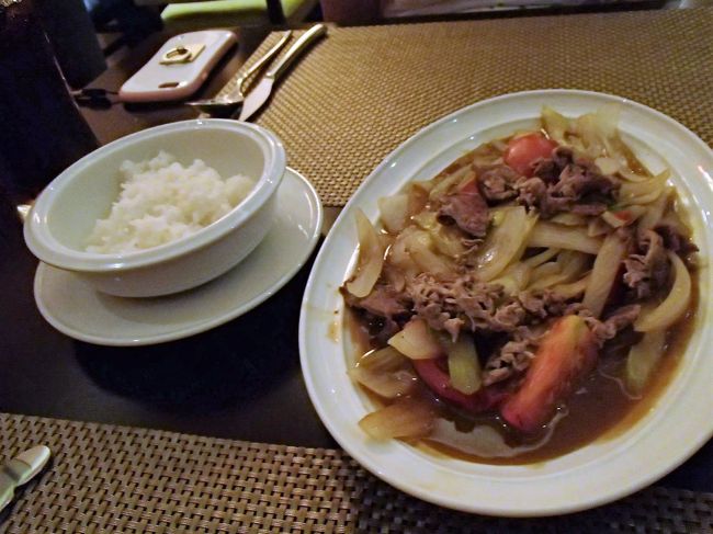 色々メニューがあります。全部リーズナブルでした。そして、美味しいです。