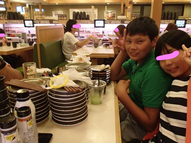 やっぱり直行便は早いです！<br />日本に着いたらお寿司です。