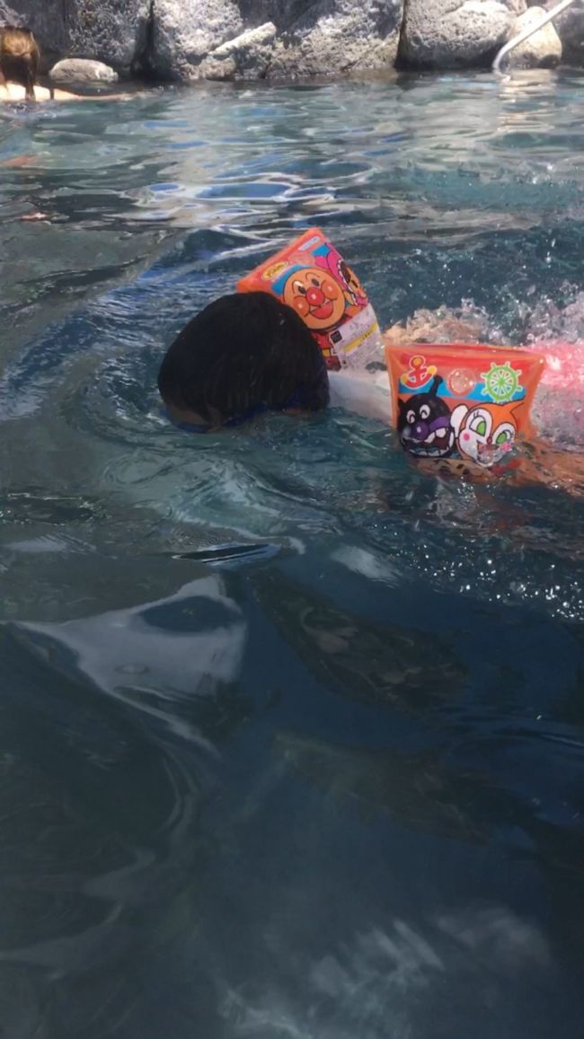 ゴーグルしてますが、長く顔をつけていられるようにもなり…