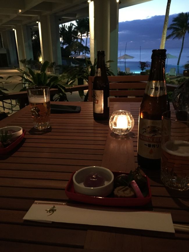 お目当てのラウンジ。雰囲気はいいですがおつまみもほとんど無く残念な内容でした…