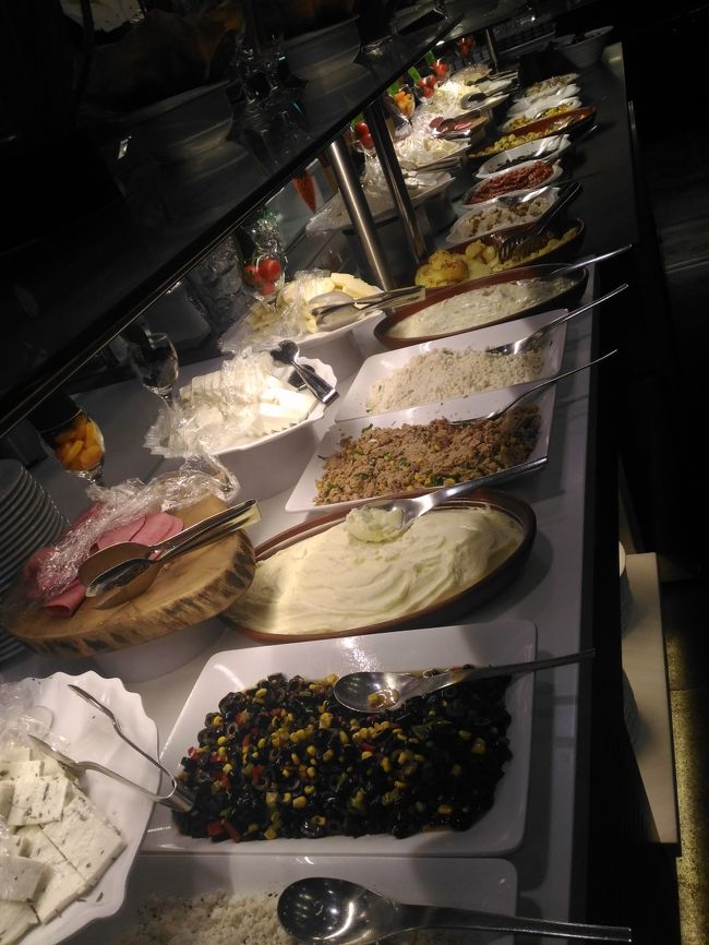 食べきれない試しきれないメゼたち！