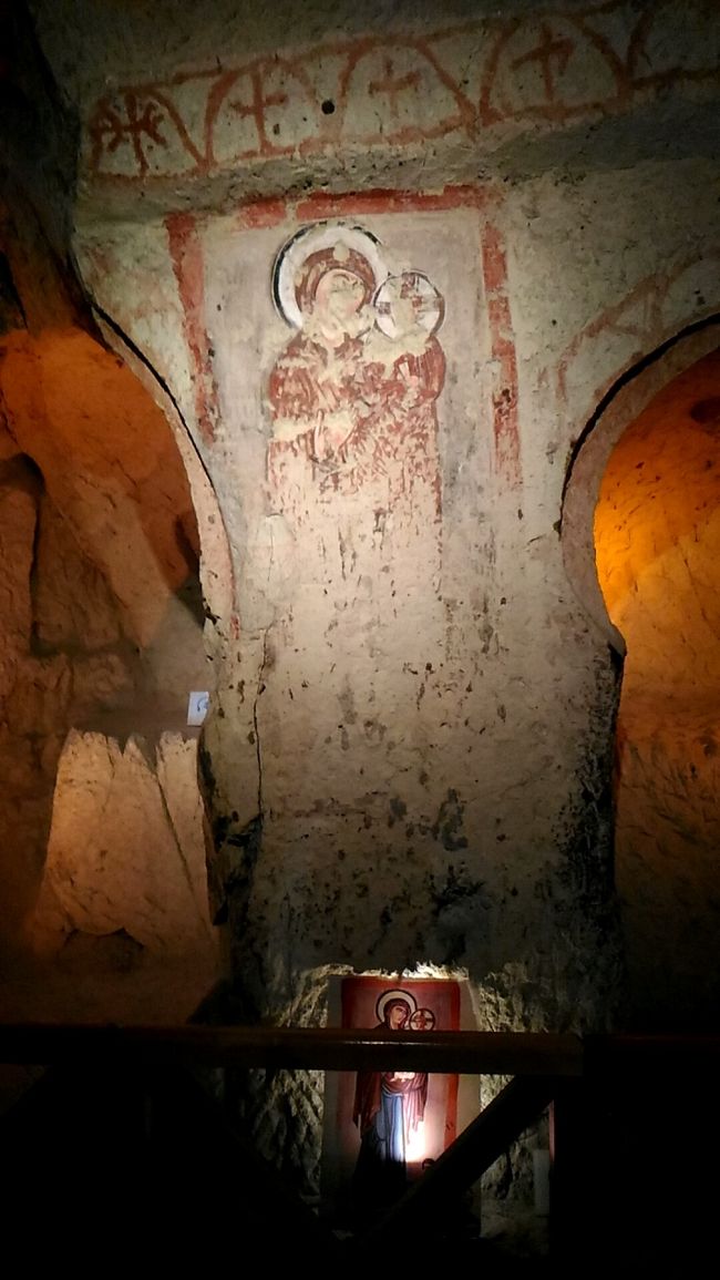 足元のライトがなければほぼ暗闇だけど、やっぱり風化してしまうんだね