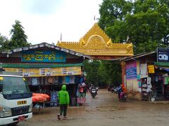 大きいと聞いていた市場があったので、もちろん探索します。