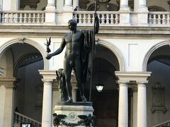 ブレラ美術館アカデミー
ナポレオンの裸像