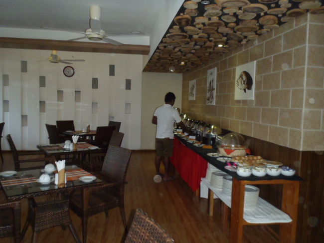 ホテルに帰り朝食を摂ることに・・・