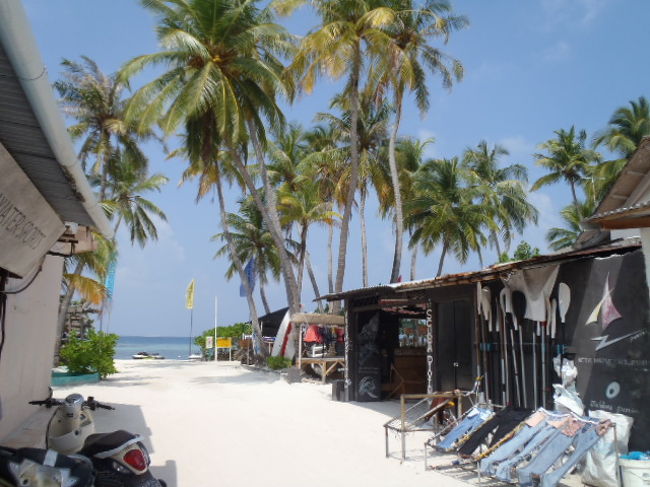 そしてビーチサイドに戻って来ました。