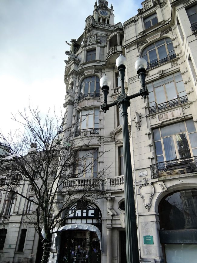 旧市街地は、「ポルト歴史地区」として世界遺産に<br />登録されています。<br /><br />