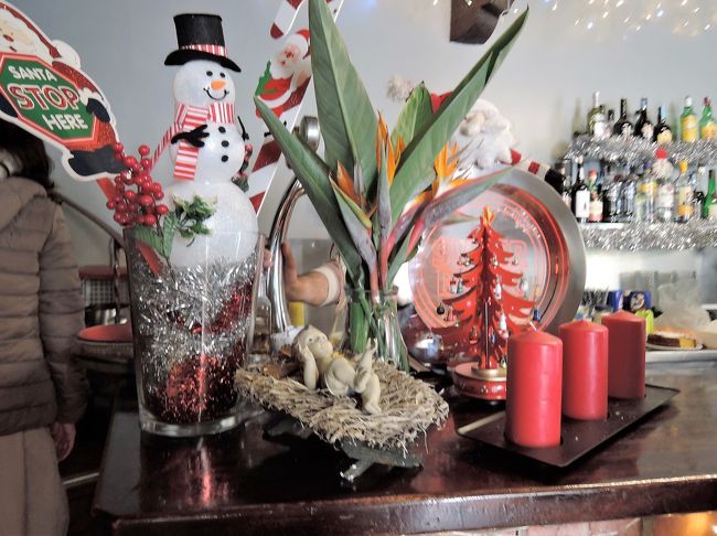 サン・フランシスコ教会を見学した後、<br />教会のすぐ近くにあるレストランでランチです。<br />