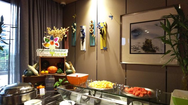 五つ星のホテルで出発の時間まで部屋でゆっくりできました。<br /><br />今回は、行きたかったアンコールワットにも行けシェムリアップの街を堪能して良い旅になりました。<br />また行きたい所になりました。