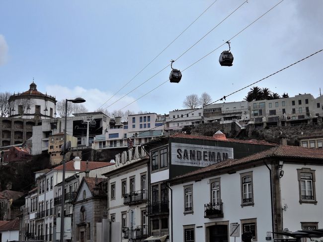 ロープウェイが通っています。<br />