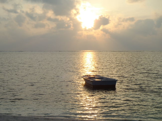 ある程度、陽が上った処でホテルへ戻る事に・・・