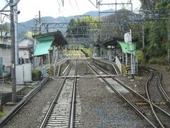 壷阪山駅。