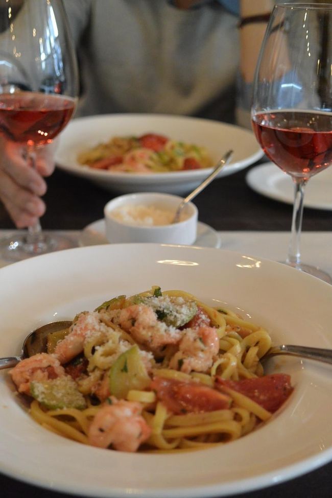 またまたイタリアンビストロ『Duett』<br /><br />最近ずっとヘルツェゴビナのロゼワインにはまっています。