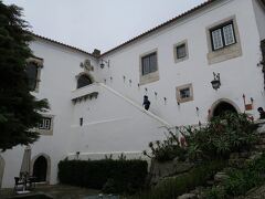 ポサーダのレストランで昼食