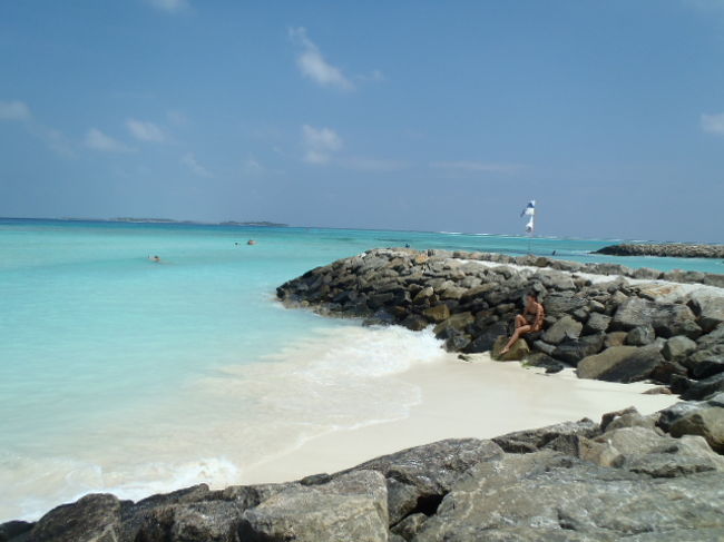 岩場に一人休憩中？