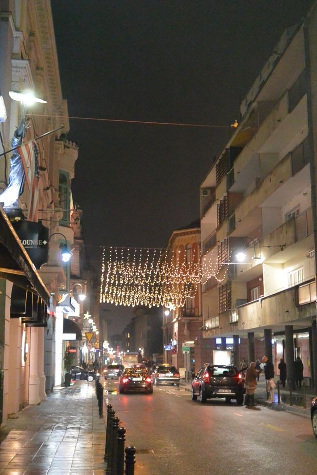 珍しく夜の旧市街をぶらぶら。