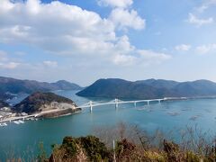 先ほど通った「備前日生大橋」 が一望よ♪ この展望台 最高やん！
気持ち良いぃぃい