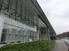 三沢付近に戻ってきました。
三沢航空科学館
意外に大きな建物