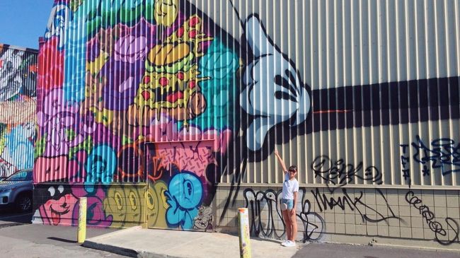 ミッキーの手から