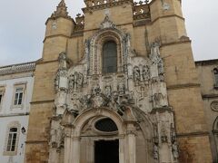 サンタクルス修道院