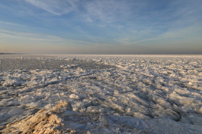シカゴ方面へ見渡す限り氷です。数人のフォトグラファーはいましたが、寒いので私は早々退散。