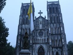 朝食後、ホテルへの帰り道で。

観光といってもこの程度です。