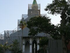 大浦天主堂は工事中でした。