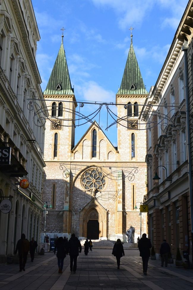 カトリック大聖堂『イエスの聖心大聖堂』