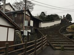 都築の街を散策します。
古い街並みが残っていて、ついつい足が止まります。
落ち着いた街並みです。